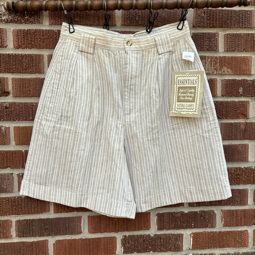Essentials Natural Classics NWT linen/cotton blend 3 pockets Shorts Size 10